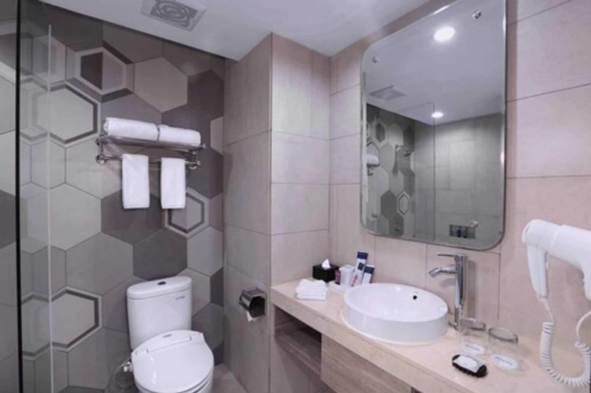 Aston Inn Pandanaran Semarang Dış mekan fotoğraf