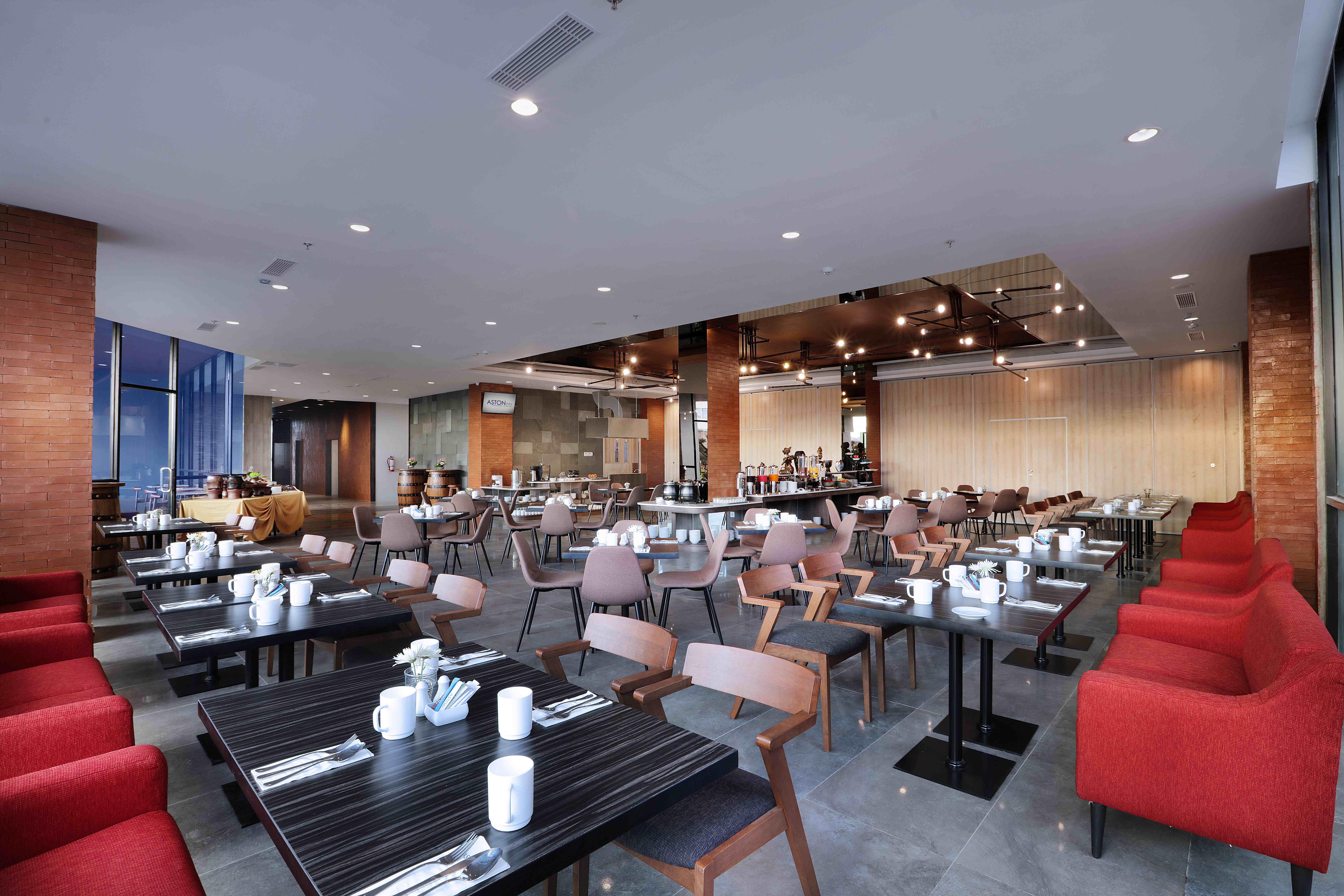 Aston Inn Pandanaran Semarang Dış mekan fotoğraf