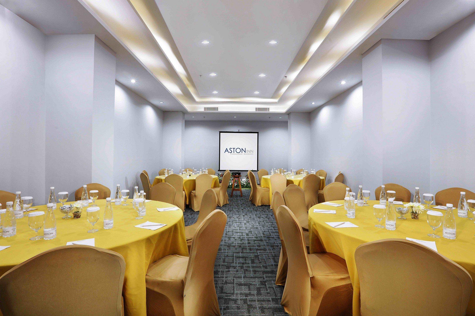 Aston Inn Pandanaran Semarang Dış mekan fotoğraf