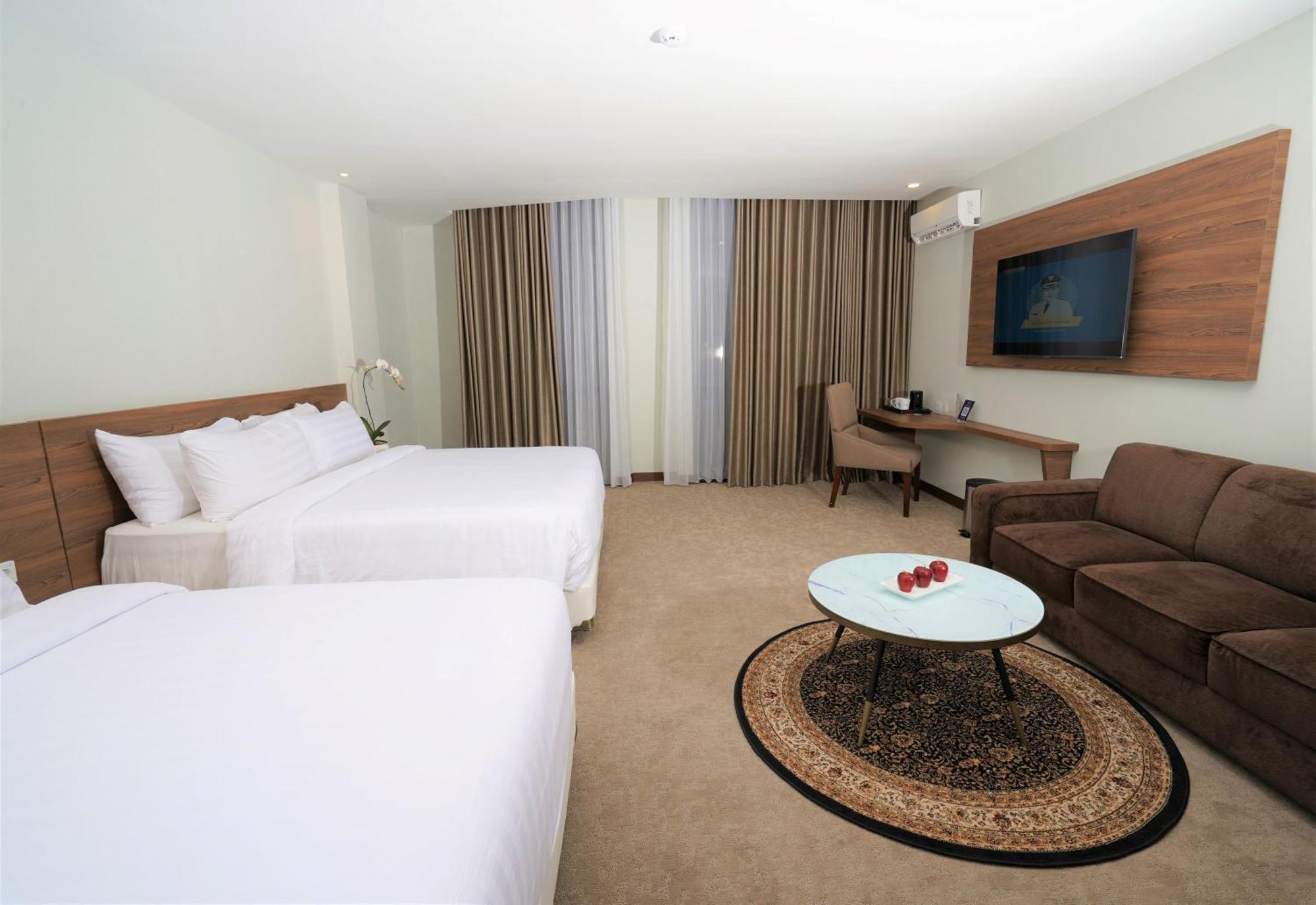 Aston Inn Pandanaran Semarang Dış mekan fotoğraf