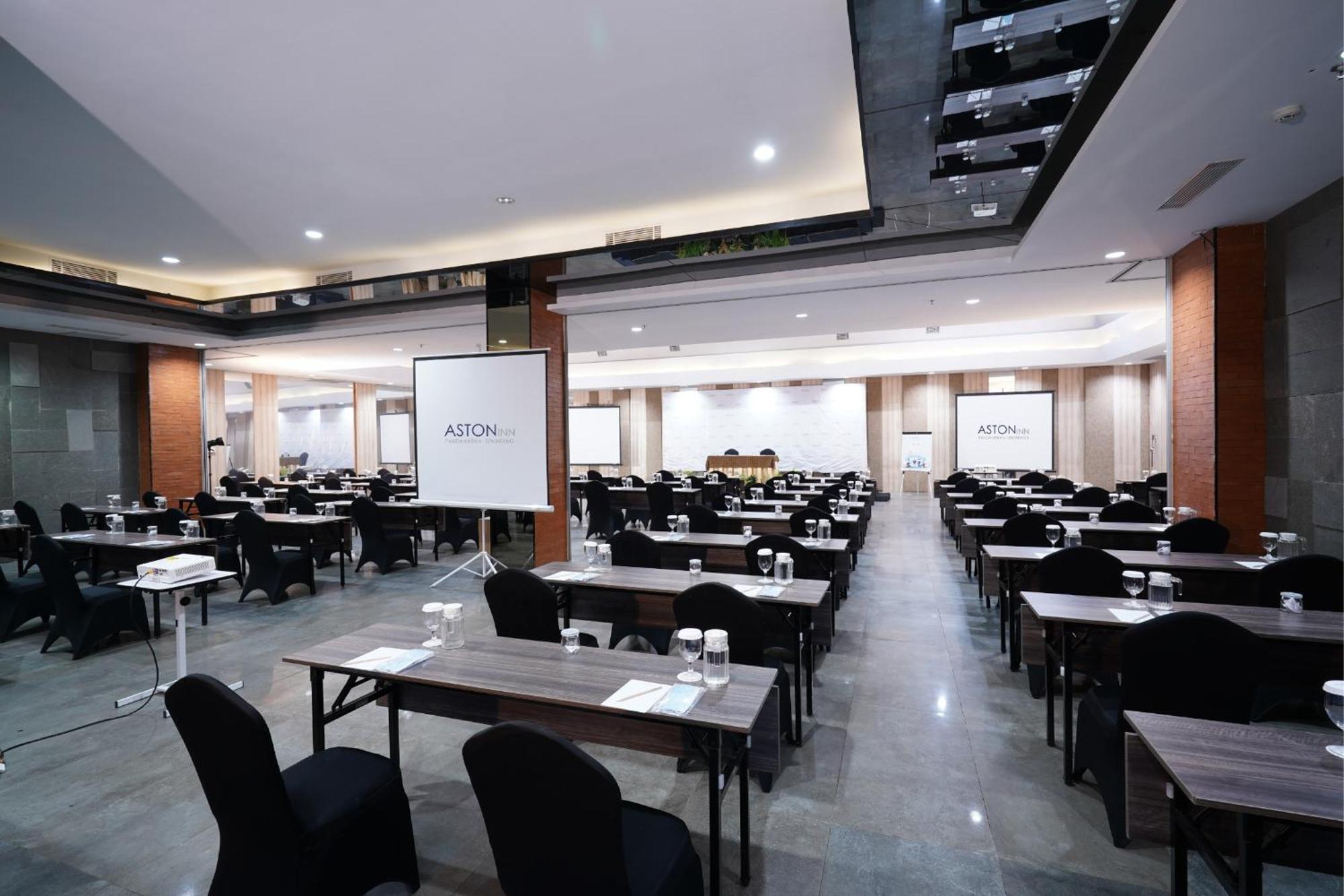 Aston Inn Pandanaran Semarang Dış mekan fotoğraf