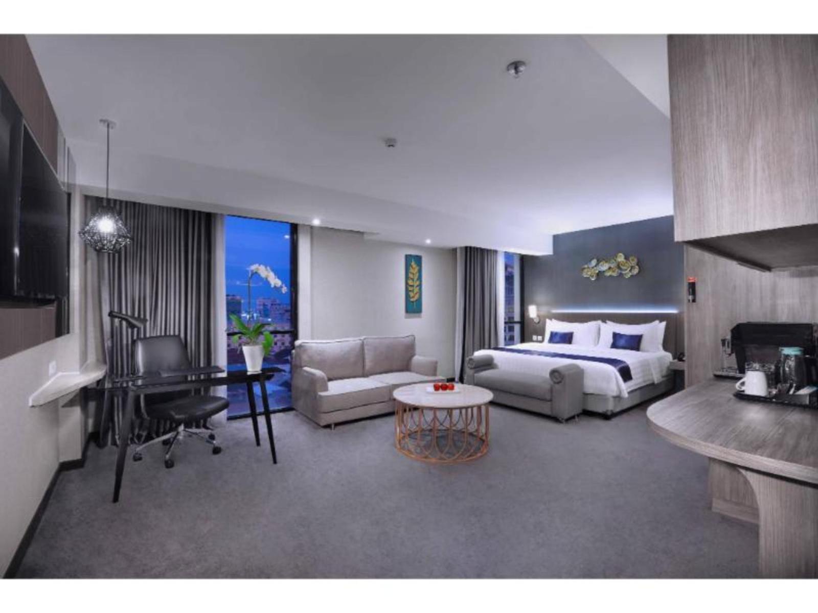 Aston Inn Pandanaran Semarang Dış mekan fotoğraf